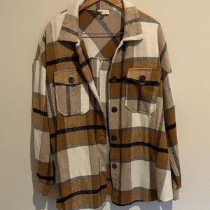 🍁Fashion Nova Plaid Shirt Jacket - Tan and White